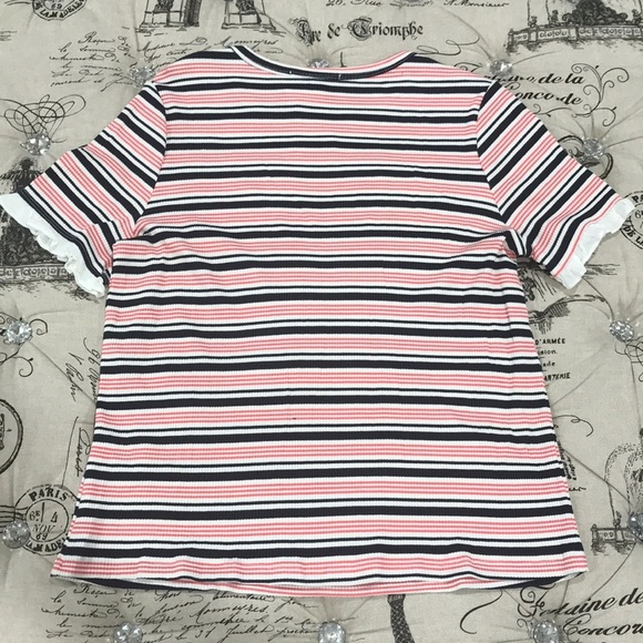 🎁 Ro & De Ribbed Mini Ruffle Tee - Picture 4 of 6